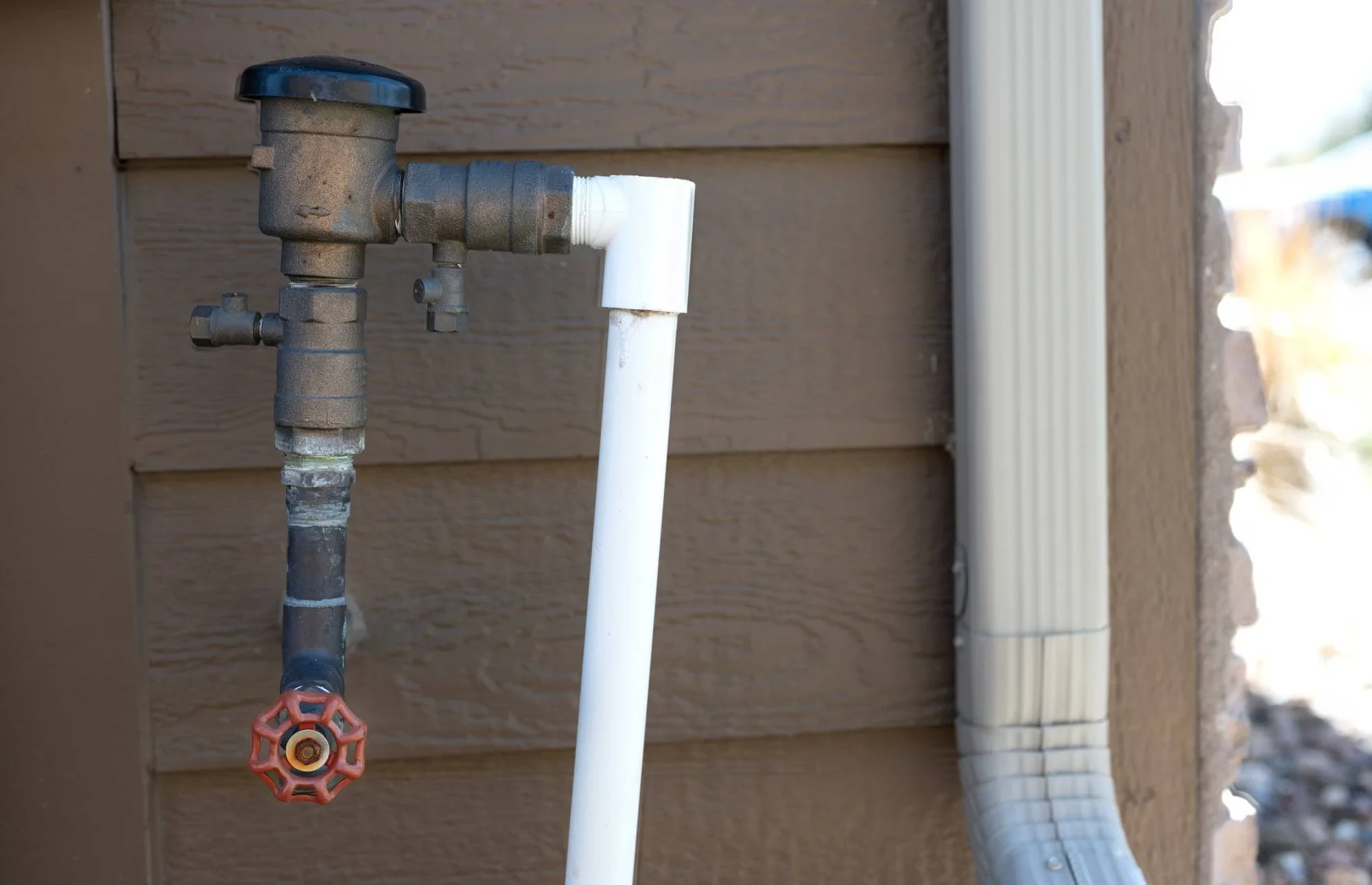 Professional outdoor faucet red valve mclennan county texas service provided in McLennan, Texas with quality workmanship and attention to detail.